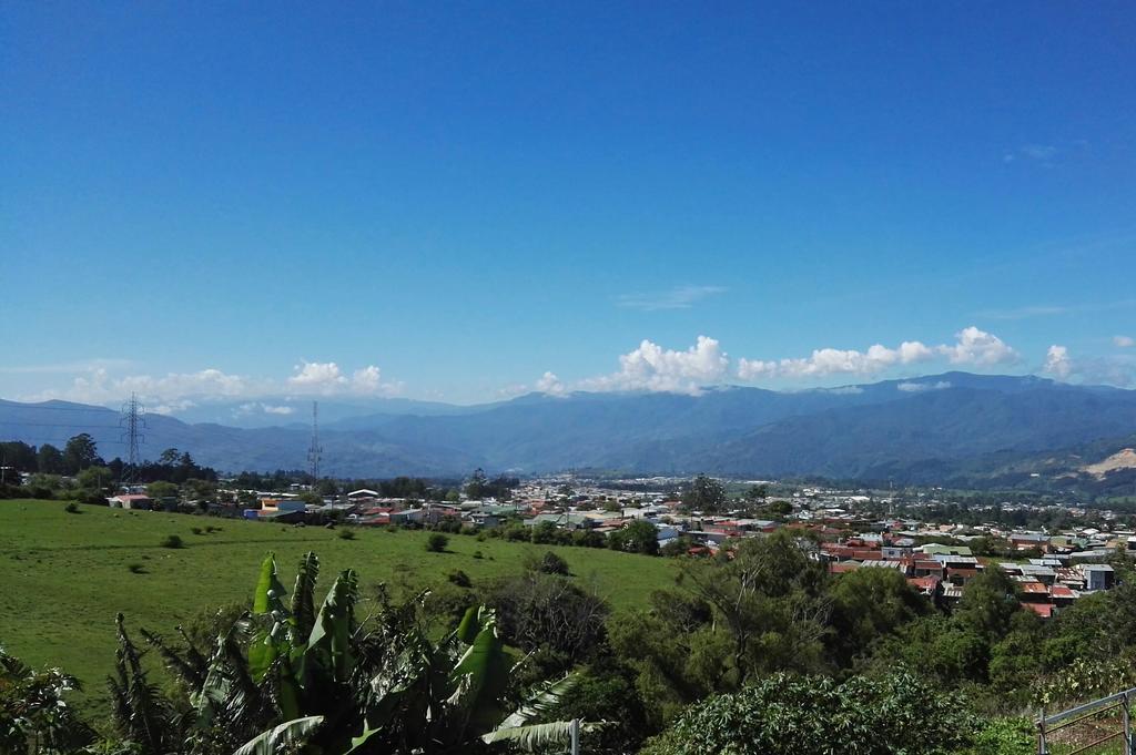 Hotel Las Brumas Cartago Bagian luar foto