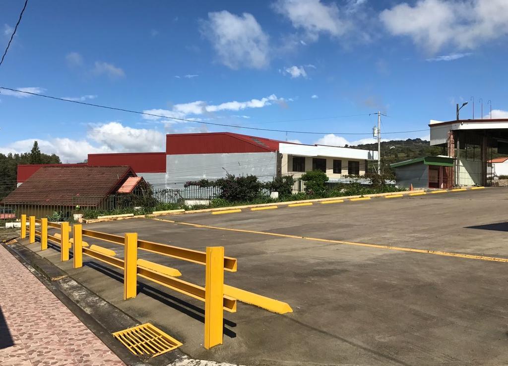 Hotel Las Brumas Cartago Bagian luar foto